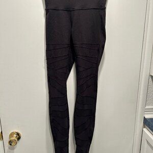 Lululemon black leggings with mesh